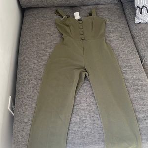 Olive Romper, brand new, size small